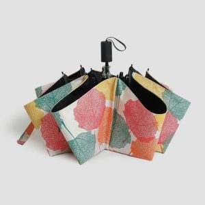 CHINEE Customized Pattern 210T Impact Cloth 8K Fiber Shelterwood Bone Rubber Handle Manual Three Fold Umbrellas