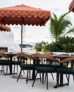 High Quality Low Price Steel Frame Big Size Umbrella Lighting Restaurant Garden Patio Outdoor Poolside Club Beach Resort Parasol