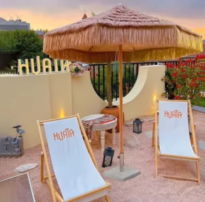 Large Folding Straw Beach Umbrella for Scenic Villas