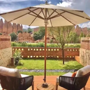 Outdoor Cooling Sunshade Umbrella for Garden, Beach, Cafe, and Pool with Center Pole