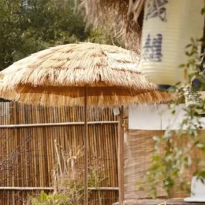 PP Plastic Raffia Straw Hawaiian Style Patio Outdoor Beach Umbrella with Tilt System