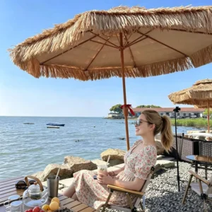 Rustic Handmade Raffia Thatch Straw Beach Umbrella with Boho Natural Grass Style